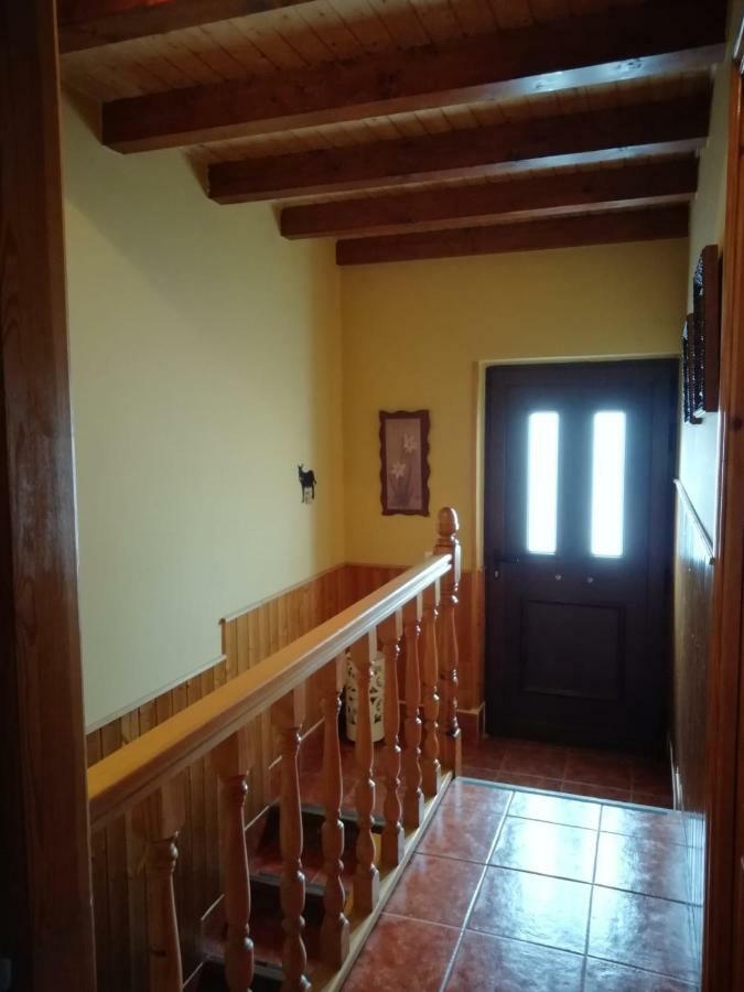 La Puente 10 De Gredos Holiday home Hoyos del Espino